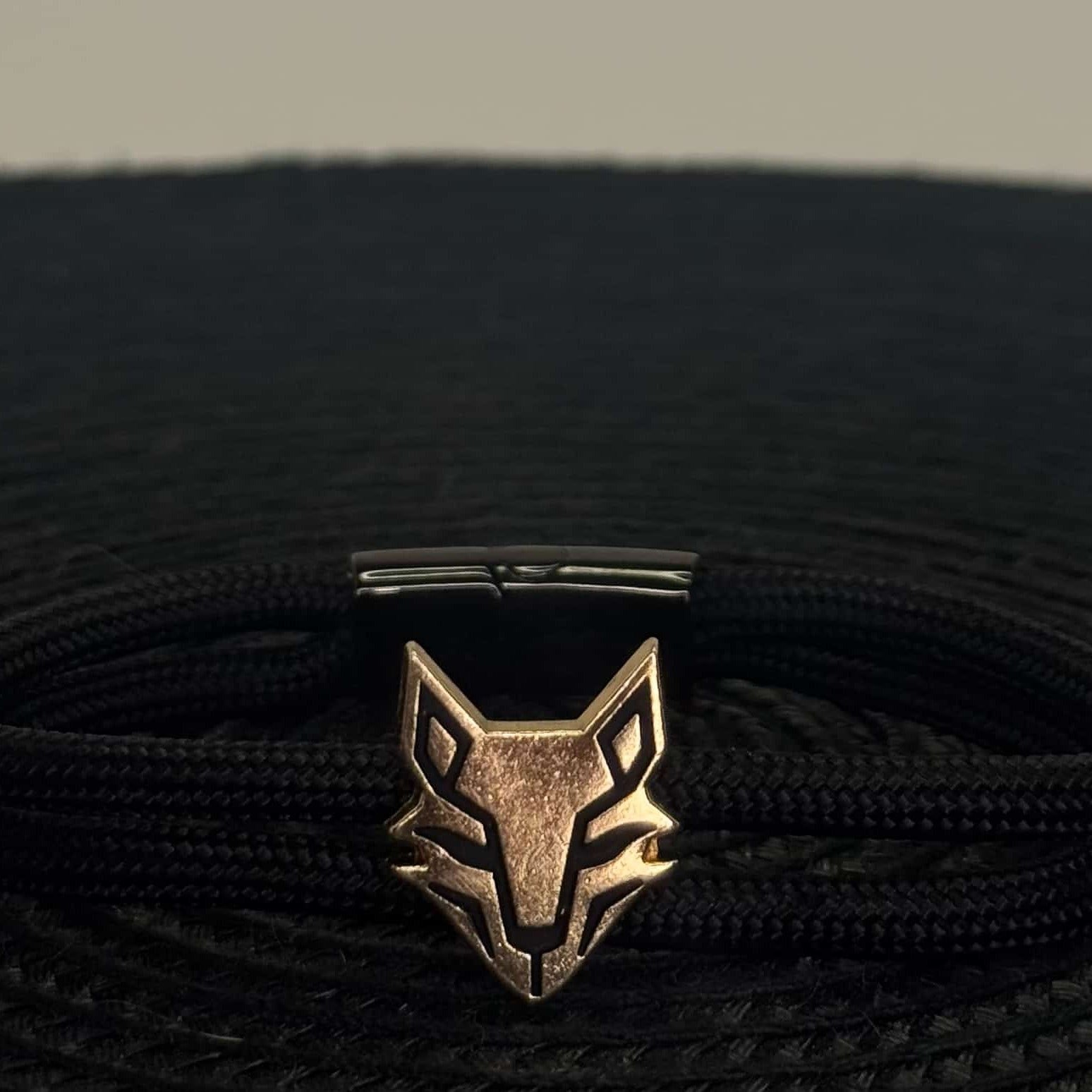 Bracelet VUPIX Noir & Doré - Solaris fermoir