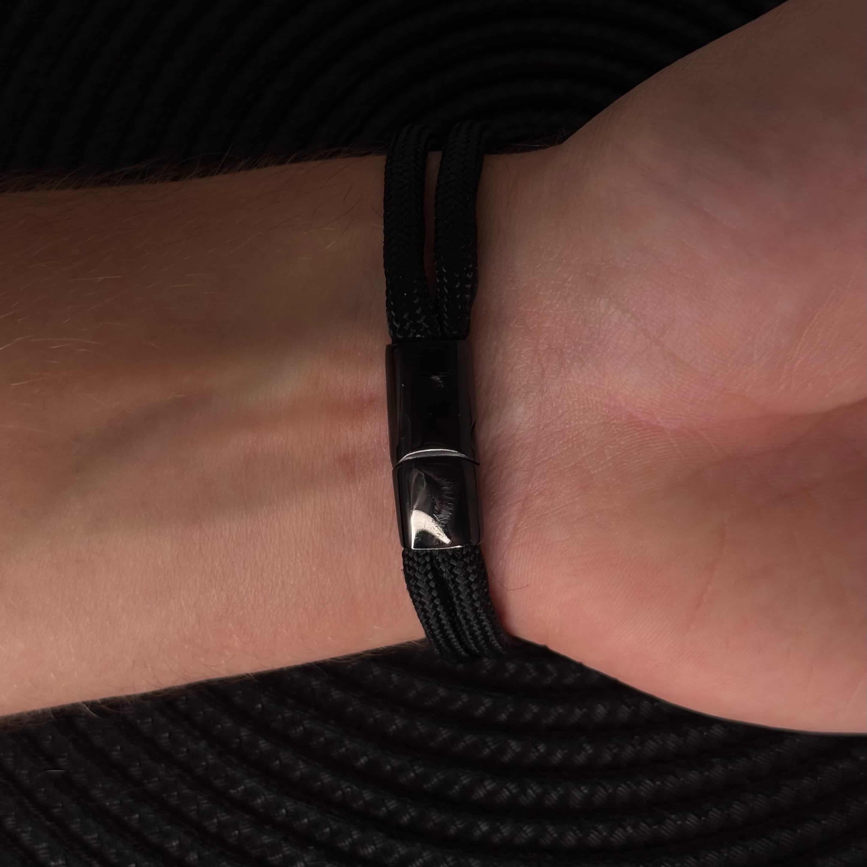 Bracelet VUPIX Noir & Doré - Solaris fermoir